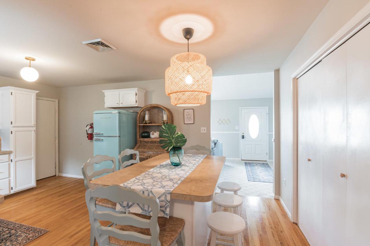 Holiday home Spacious Ranch Minutes To Stone Harbor In The Heart Of Downtown